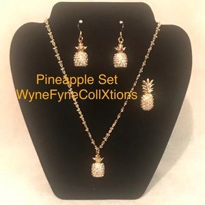Pineapple Set by WyneFyne CollXtions